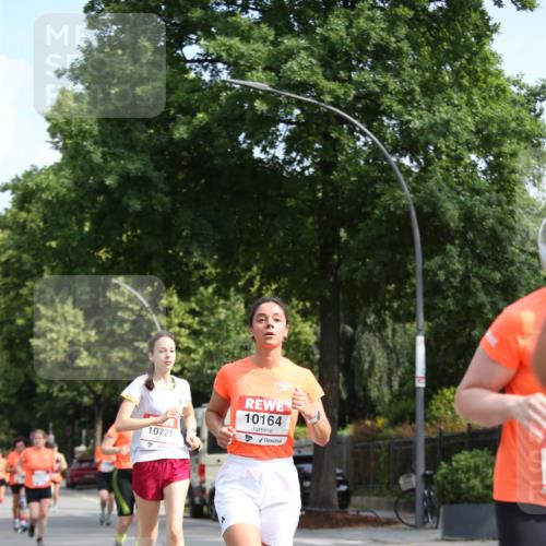 15.06.2025 - REWE Women's Run Jannik Wohlers http://msf.ph/oto/7947578 15.06.2025 09:45:59 Laufen 10721, 10164 meine-sportfotos.de