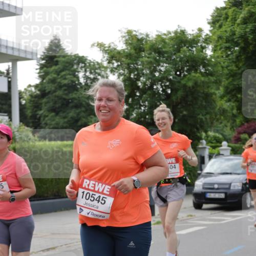 15.06.2025 - REWE Women's Run Jannik Wohlers http://msf.ph/oto/7947579 15.06.2025 08:30:31 Laufen 5, 10545, 04, 1011 meine-sportfotos.de