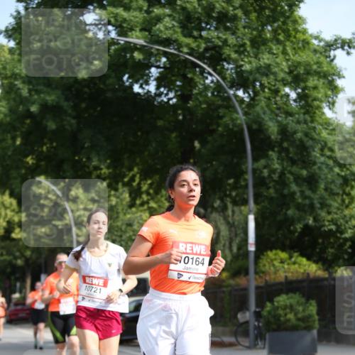 15.06.2025 - REWE Women's Run Jannik Wohlers http://msf.ph/oto/7947601 15.06.2025 09:46:00 Laufen 10721, 0164 meine-sportfotos.de