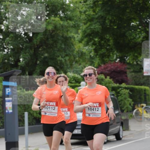 15.06.2025 - REWE Women's Run Jannik Wohlers http://msf.ph/oto/7947639 15.06.2025 08:30:33 Laufen 10112, 15, 10412 meine-sportfotos.de
