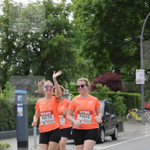 15.06.2025 - REWE Women's Run Jannik Wohlers http://msf.ph/oto/7947657 15.06.2025 08:30:33 Laufen 10112, 15, 10412 meine-sportfotos.de