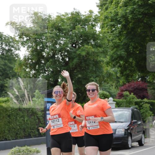 15.06.2025 - REWE Women's Run Jannik Wohlers http://msf.ph/oto/7947684 15.06.2025 08:30:33 Laufen 515, 104 meine-sportfotos.de