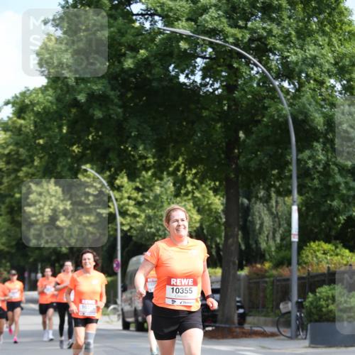 15.06.2025 - REWE Women's Run Jannik Wohlers http://msf.ph/oto/7947726 15.06.2025 09:46:05 Laufen 10355 meine-sportfotos.de