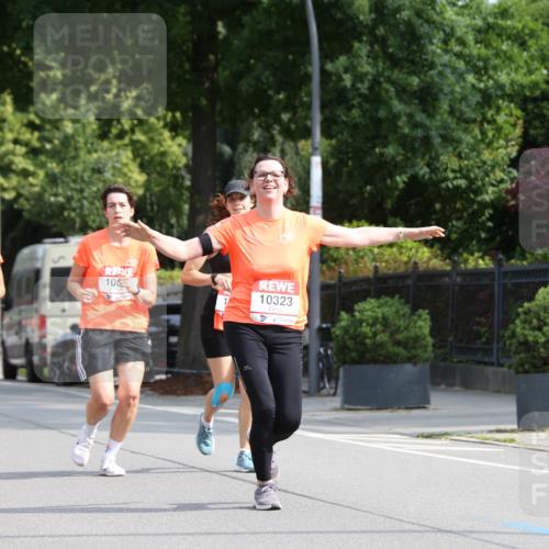 15.06.2025 - REWE Women's Run Jannik Wohlers http://msf.ph/oto/7947821 15.06.2025 09:46:11 Laufen 0298, 10072, 10, 10323 meine-sportfotos.de