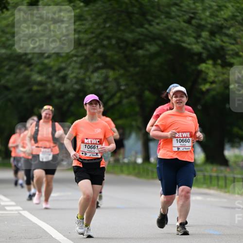 15.06.2025 - REWE Women's Run Dr. Thomas Lammeyer http://msf.ph/oto/7947827 15.06.2025 09:24:30 Laufen 10661, 10660 meine-sportfotos.de
