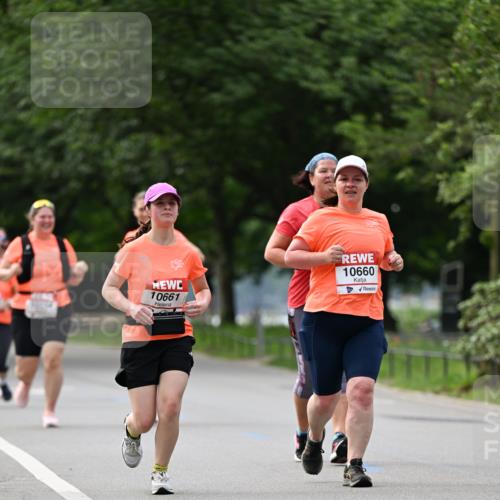 15.06.2025 - REWE Women's Run Dr. Thomas Lammeyer http://msf.ph/oto/7947849 15.06.2025 09:24:30 Laufen 10661, 10660 meine-sportfotos.de