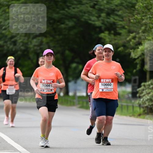 15.06.2025 - REWE Women's Run Dr. Thomas Lammeyer http://msf.ph/oto/7947853 15.06.2025 09:24:30 Laufen 10661, 10660 meine-sportfotos.de