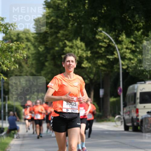 15.06.2025 - REWE Women's Run Jannik Wohlers http://msf.ph/oto/7947860 15.06.2025 09:46:15 Laufen 10025 meine-sportfotos.de