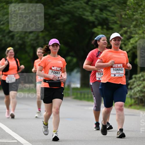 15.06.2025 - REWE Women's Run Dr. Thomas Lammeyer http://msf.ph/oto/7947872 15.06.2025 09:24:31 Laufen 10661, 104, 10660 meine-sportfotos.de