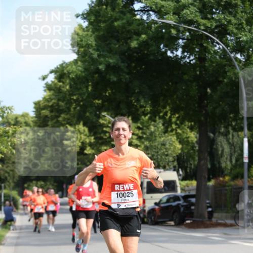 15.06.2025 - REWE Women's Run Jannik Wohlers http://msf.ph/oto/7947886 15.06.2025 09:46:16 Laufen 10025 meine-sportfotos.de