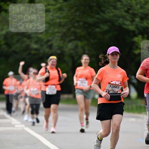 15.06.2025 - REWE Women's Run Dr. Thomas Lammeyer http://msf.ph/oto/7947887 15.06.2025 09:24:32 Laufen 10661 meine-sportfotos.de