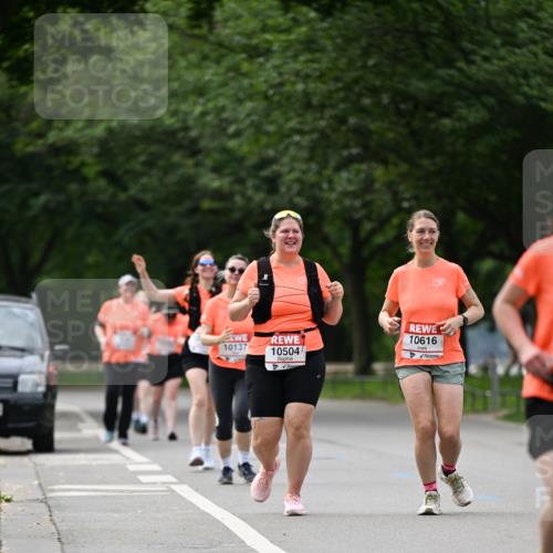 15.06.2025 - REWE Women's Run Dr. Thomas Lammeyer http://msf.ph/oto/7947904 15.06.2025 09:24:33 Laufen 10616, 10137, 10504 meine-sportfotos.de