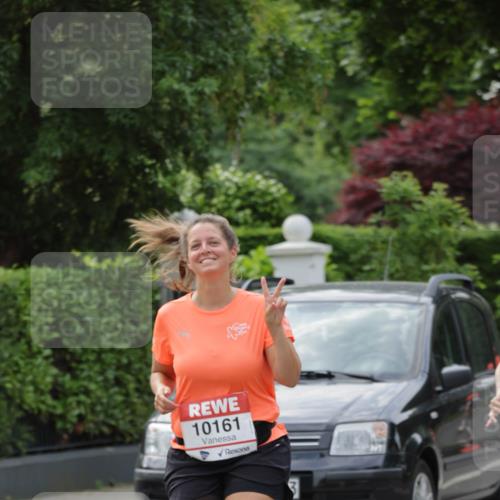 15.06.2025 - REWE Women's Run Jannik Wohlers http://msf.ph/oto/7947925 15.06.2025 08:30:38 Laufen 10161 meine-sportfotos.de