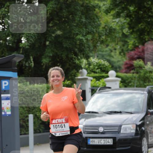 15.06.2025 - REWE Women's Run Jannik Wohlers http://msf.ph/oto/7947961 15.06.2025 08:30:38 Laufen 10161, 1043 meine-sportfotos.de