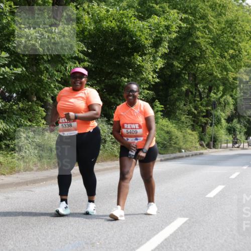 15.06.2025 - REWE Women's Run Jannik Wohlers http://msf.ph/oto/7947970 15.06.2025 10:23:55 Laufen 5338, 5409, 4249 meine-sportfotos.de