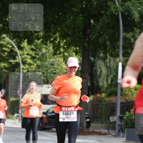 15.06.2025 - REWE Women's Run Jannik Wohlers http://msf.ph/oto/7947984 15.06.2025 09:46:20 Laufen 10621 meine-sportfotos.de