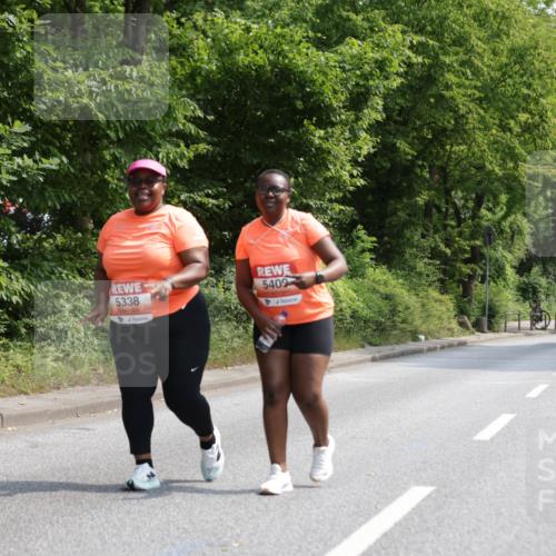15.06.2025 - REWE Women's Run Jannik Wohlers http://msf.ph/oto/7947990 15.06.2025 10:23:55 Laufen 5338, 5409 meine-sportfotos.de