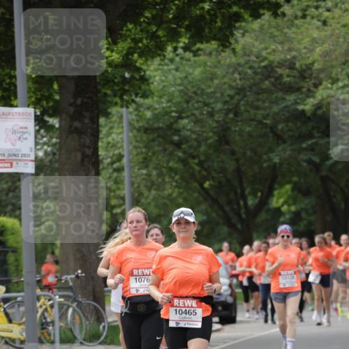 15.06.2025 - REWE Women's Run Jannik Wohlers http://msf.ph/oto/7948046 15.06.2025 08:30:43 Laufen 15, 2025, 1076, 10465 meine-sportfotos.de