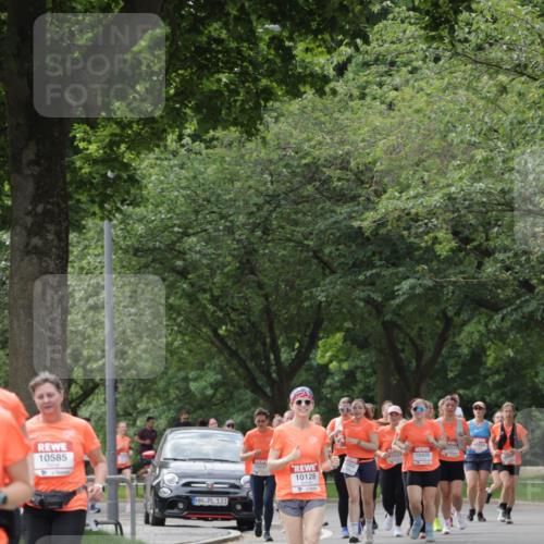 15.06.2025 - REWE Women's Run Jannik Wohlers http://msf.ph/oto/7948104 15.06.2025 08:30:45 Laufen 10585, 10405, 10128, 131, 10254 meine-sportfotos.de