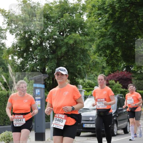 15.06.2025 - REWE Women's Run Jannik Wohlers http://msf.ph/oto/7948122 15.06.2025 08:30:48 Laufen 10541, 10465, 104, 1076, 10585 meine-sportfotos.de