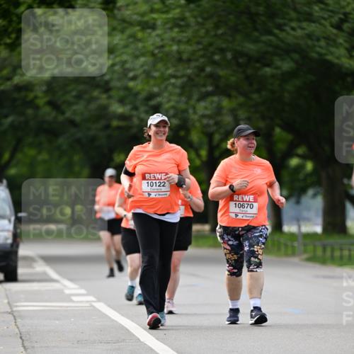 15.06.2025 - REWE Women's Run Dr. Thomas Lammeyer http://msf.ph/oto/7948146 15.06.2025 09:24:43 Laufen 10122, 10670 meine-sportfotos.de