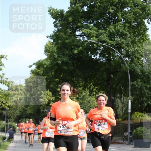 15.06.2025 - REWE Women's Run Jannik Wohlers http://msf.ph/oto/7948148 15.06.2025 09:46:29 Laufen 10433, 107, 10152, 10568 meine-sportfotos.de