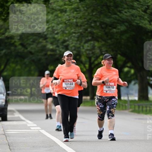 15.06.2025 - REWE Women's Run Dr. Thomas Lammeyer http://msf.ph/oto/7948149 15.06.2025 09:24:44 Laufen 10122, 10670 meine-sportfotos.de