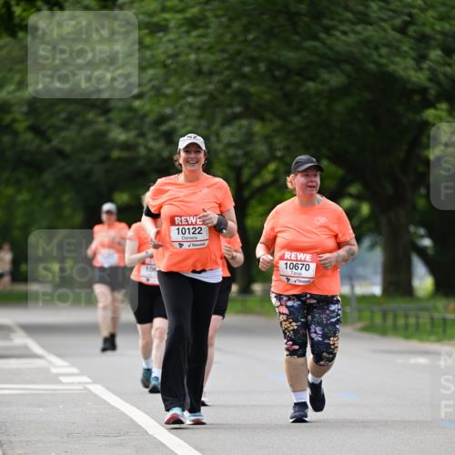 15.06.2025 - REWE Women's Run Dr. Thomas Lammeyer http://msf.ph/oto/7948160 15.06.2025 09:24:44 Laufen 10122, 10670 meine-sportfotos.de