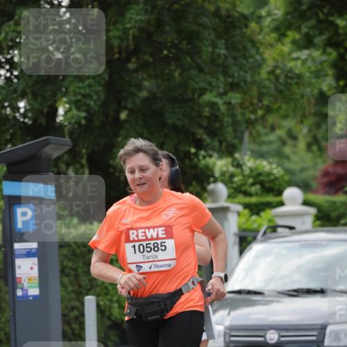 15.06.2025 - REWE Women's Run Jannik Wohlers http://msf.ph/oto/7948165 15.06.2025 08:30:50 Laufen 10585, 1043 meine-sportfotos.de