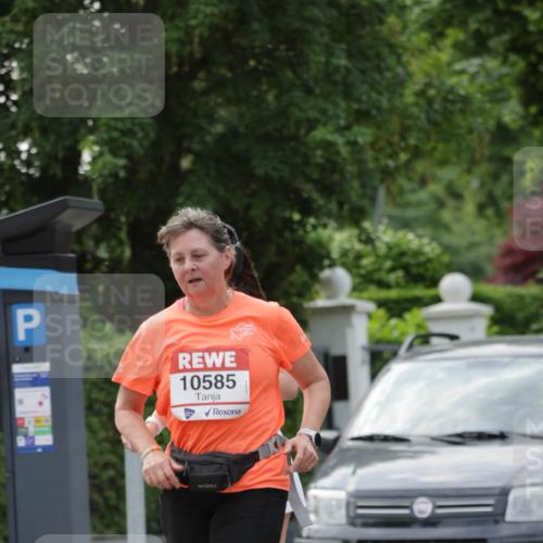 15.06.2025 - REWE Women's Run Jannik Wohlers http://msf.ph/oto/7948171 15.06.2025 08:30:50 Laufen 10585, 1043 meine-sportfotos.de