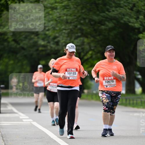 15.06.2025 - REWE Women's Run Dr. Thomas Lammeyer http://msf.ph/oto/7948173 15.06.2025 09:24:45 Laufen 10606, 10122, 10670 meine-sportfotos.de