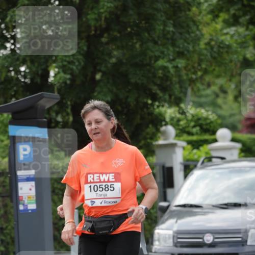 15.06.2025 - REWE Women's Run Jannik Wohlers http://msf.ph/oto/7948175 15.06.2025 08:30:51 Laufen 10585, 1043 meine-sportfotos.de