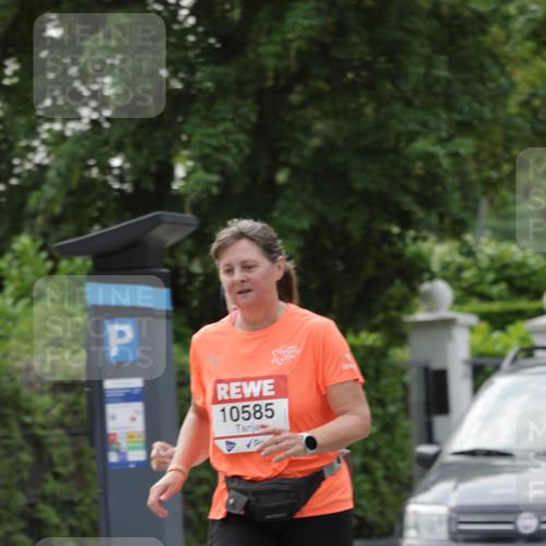 15.06.2025 - REWE Women's Run Jannik Wohlers http://msf.ph/oto/7948180 15.06.2025 08:30:51 Laufen 10585, 1 meine-sportfotos.de