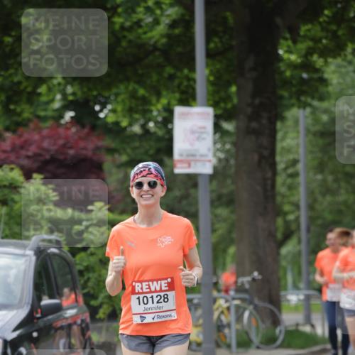 15.06.2025 - REWE Women's Run Jannik Wohlers http://msf.ph/oto/7948188 15.06.2025 08:30:52 Laufen 10128 meine-sportfotos.de