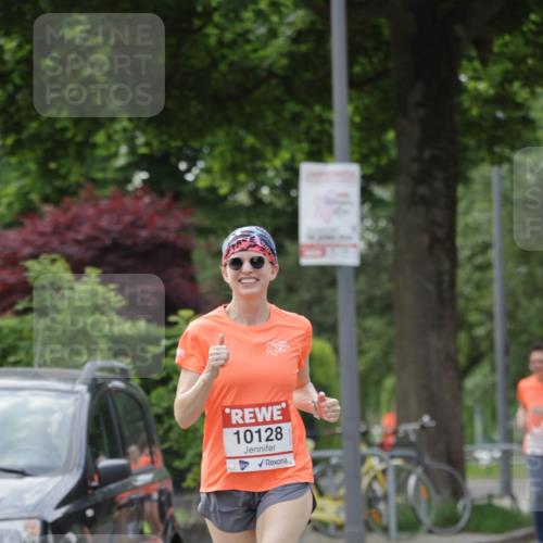 15.06.2025 - REWE Women's Run Jannik Wohlers http://msf.ph/oto/7948195 15.06.2025 08:30:52 Laufen 10128 meine-sportfotos.de