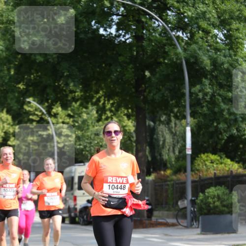 15.06.2025 - REWE Women's Run Jannik Wohlers http://msf.ph/oto/7948197 15.06.2025 09:46:35 Laufen 10425, 10448 meine-sportfotos.de