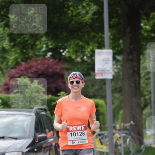 15.06.2025 - REWE Women's Run Jannik Wohlers http://msf.ph/oto/7948201 15.06.2025 08:30:52 Laufen 10128 meine-sportfotos.de