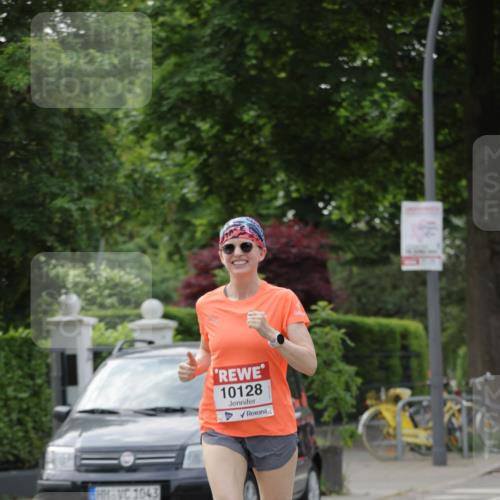 15.06.2025 - REWE Women's Run Jannik Wohlers http://msf.ph/oto/7948217 15.06.2025 08:30:53 Laufen 1043, 10128 meine-sportfotos.de