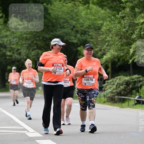 15.06.2025 - REWE Women's Run Dr. Thomas Lammeyer http://msf.ph/oto/7948225 15.06.2025 09:24:47 Laufen 10606, 9122, 10670, 1804 meine-sportfotos.de