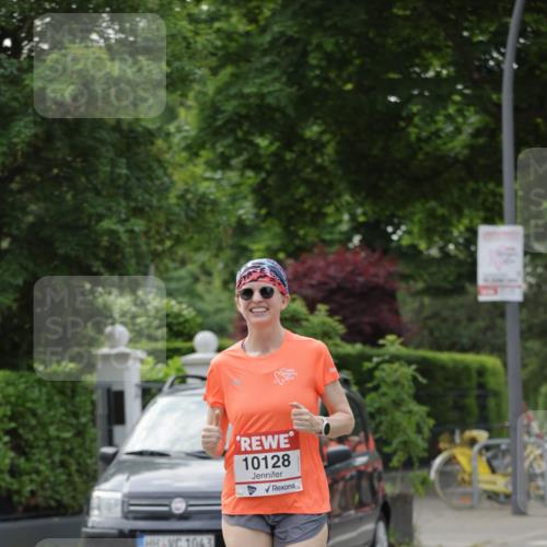 15.06.2025 - REWE Women's Run Jannik Wohlers http://msf.ph/oto/7948230 15.06.2025 08:30:54 Laufen 1043, 10128 meine-sportfotos.de