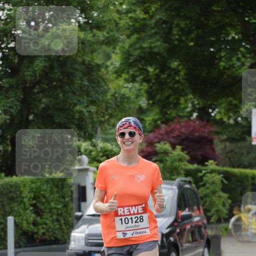 15.06.2025 - REWE Women's Run Jannik Wohlers http://msf.ph/oto/7948250 15.06.2025 08:30:54 Laufen 10128 meine-sportfotos.de