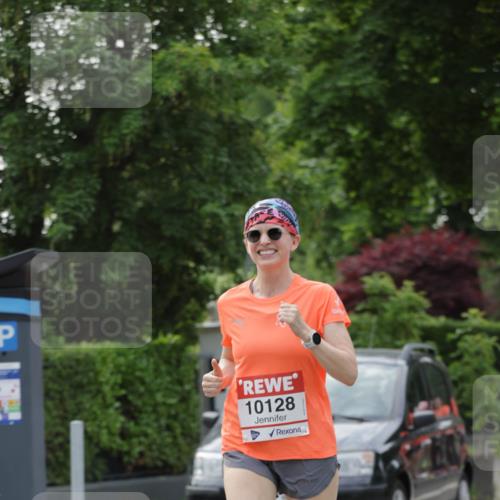 15.06.2025 - REWE Women's Run Jannik Wohlers http://msf.ph/oto/7948257 15.06.2025 08:30:54 Laufen 10128 meine-sportfotos.de