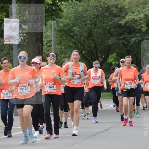 15.06.2025 - REWE Women's Run Jannik Wohlers http://msf.ph/oto/7948285 15.06.2025 08:30:58 Laufen 15, 2025, 10350, 10257, 10405, 24, 10509, 107, 0347, 10811, 10285, 10, 1026, 10800 meine-sportfotos.de