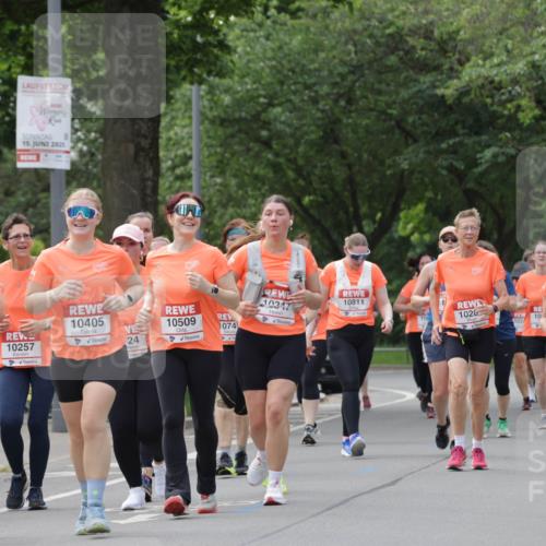 15.06.2025 - REWE Women's Run Jannik Wohlers http://msf.ph/oto/7948288 15.06.2025 08:30:58 Laufen 15, 2025, 10350, 10257, 10405, 24, 10509, 1074, 10347, 10811, 4, 1028, 10, 102, 10261, 10800 meine-sportfotos.de