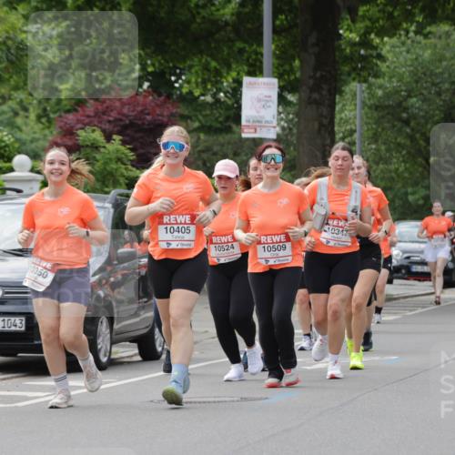 15.06.2025 - REWE Women's Run Jannik Wohlers http://msf.ph/oto/7948303 15.06.2025 08:30:59 Laufen 1043, 10350, 15, 2025, 10524, 10509, 10347, 10285, 102, 10196, 10405 meine-sportfotos.de