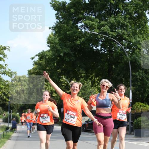 15.06.2025 - REWE Women's Run Jannik Wohlers http://msf.ph/oto/7948308 15.06.2025 09:46:43 Laufen 10267, 10560, 10290 meine-sportfotos.de