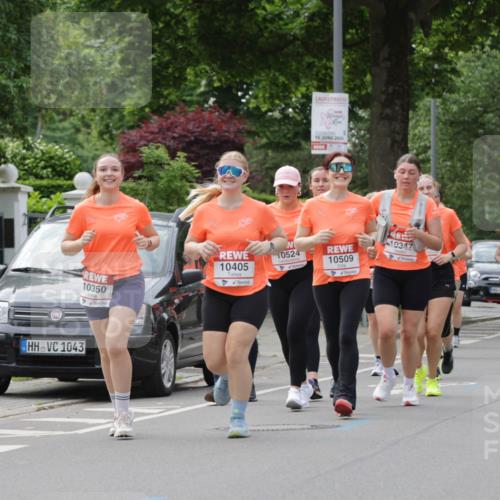 15.06.2025 - REWE Women's Run Jannik Wohlers http://msf.ph/oto/7948309 15.06.2025 08:30:59 Laufen 10350, 10405, 1043, 15, 2025, 10524, 10509, 10347, 10, 10195, 10285 meine-sportfotos.de