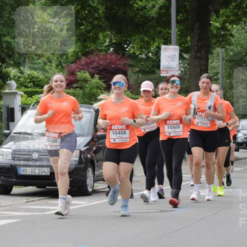 15.06.2025 - REWE Women's Run Jannik Wohlers http://msf.ph/oto/7948311 15.06.2025 08:30:59 Laufen 052, 10405, 10350, 1043, 15, 2025, 10509, 10347, 10195, 102, 10285 meine-sportfotos.de