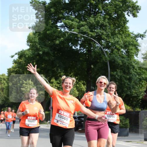 15.06.2025 - REWE Women's Run Jannik Wohlers http://msf.ph/oto/7948318 15.06.2025 09:46:43 Laufen 10560, 10267, 10290 meine-sportfotos.de
