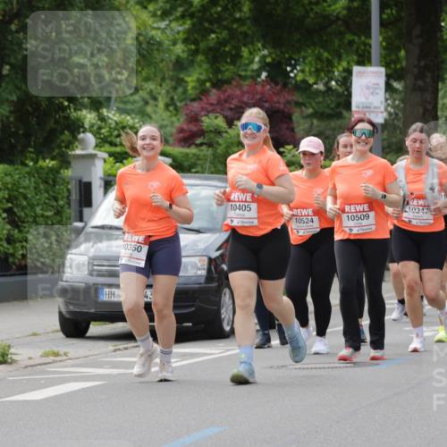 15.06.2025 - REWE Women's Run Jannik Wohlers http://msf.ph/oto/7948319 15.06.2025 08:31:00 Laufen 10350, 43, 15, 2921, 10405, 10, 10524, 10509, 10347 meine-sportfotos.de